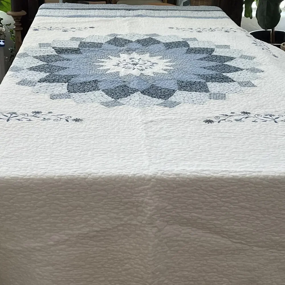 Quilted Bedspread 97